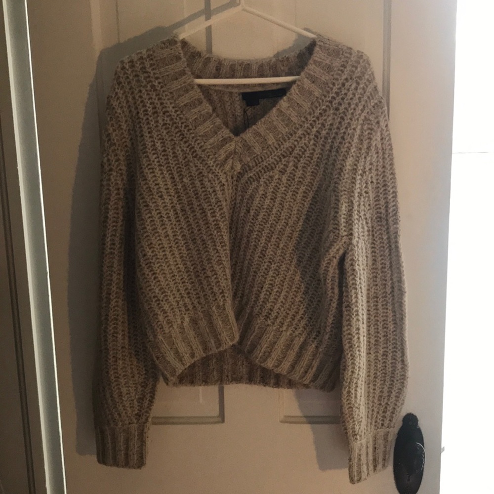 NWT 360 Cashmere Sweater